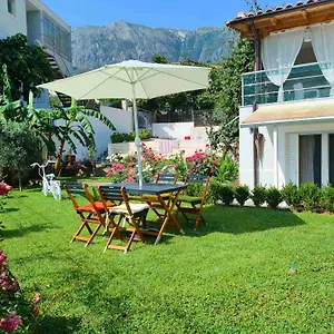 Dreamades House Albania