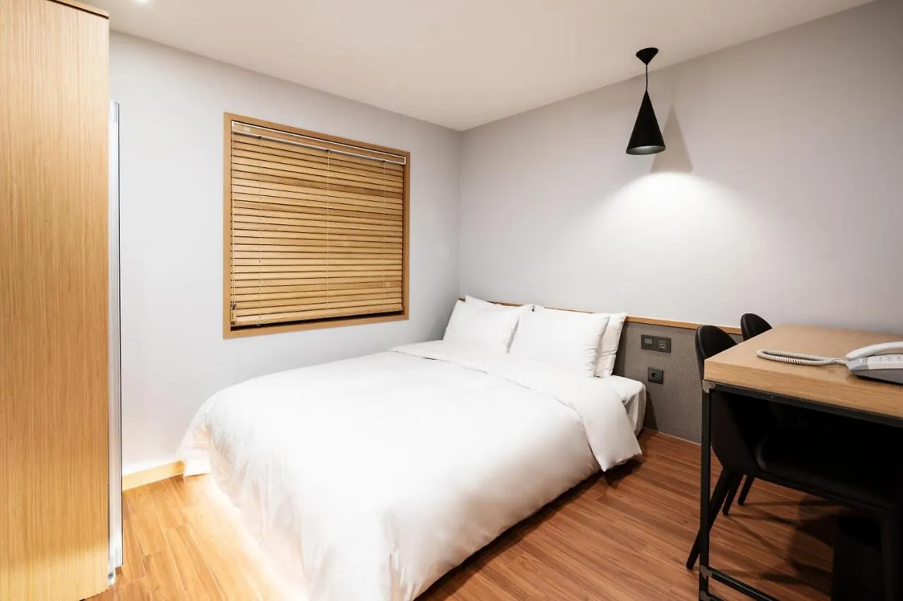 Lala Vianco Business Hotel Busan 3*,
