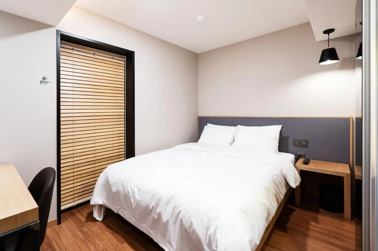 Lala Vianco Business Hotel Busan 3*,
